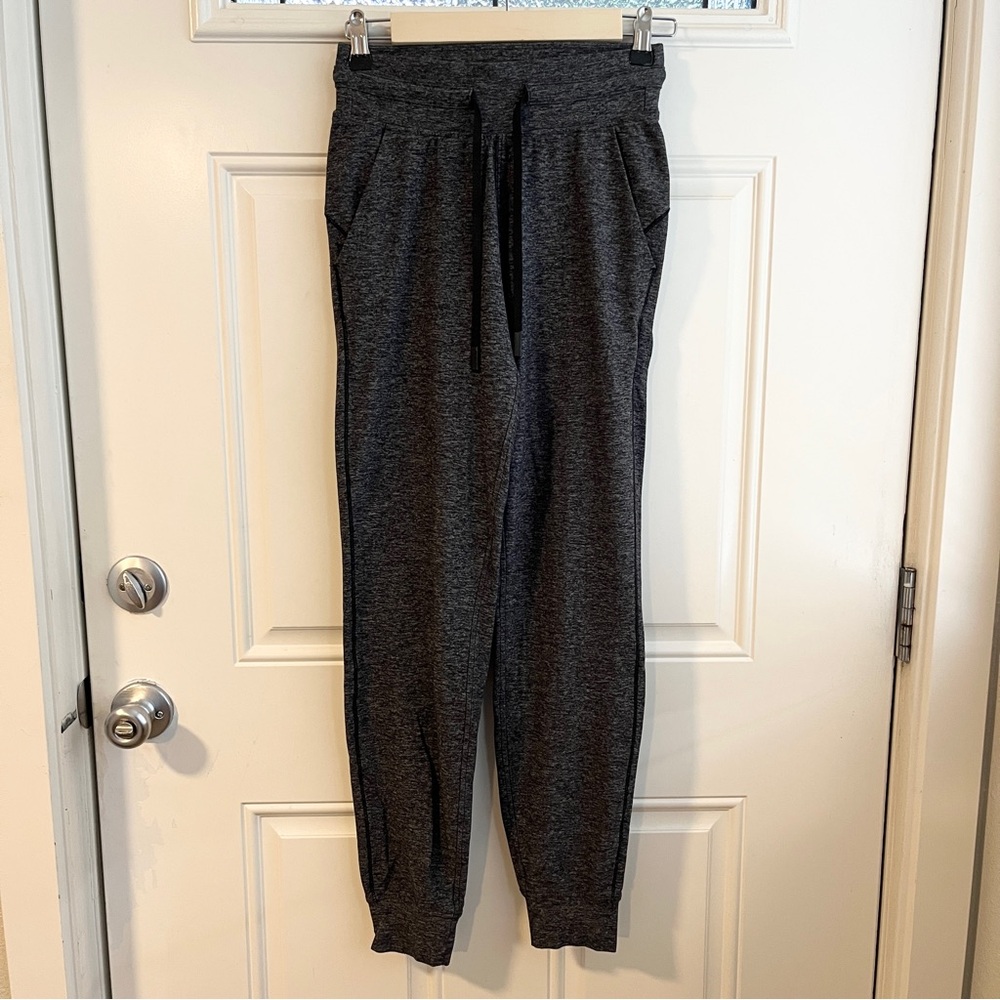 Lululemon ready to rulu jogger